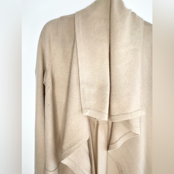 Lilly Pulitzer Cashmere Cardigan Tan Size Small - Picture 15 of 15